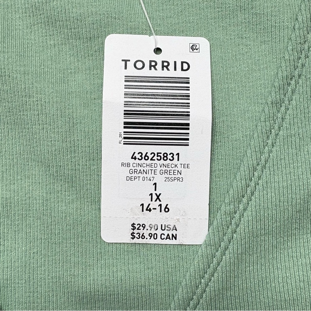 NEW TORRID Rib Cinched V-Neck Tee 1X 14/16 Green Cotton Blend Short Sleeve - Picture 10 of 10